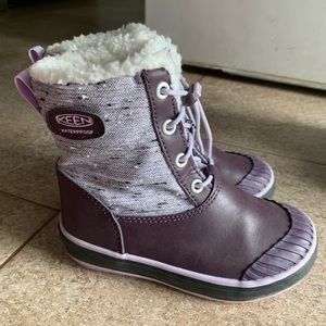 Winter boots